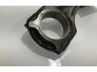 Píst Mercedes-Benz E W211 648.961