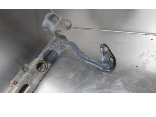 Zámek zadních dveří Volvo V50 2004