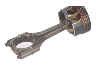 Шатун  06H198401D    Volkswagen PASSAT B8  