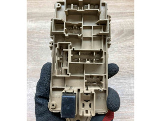 Блок предохранителей 981215   Subaru Forester SF    