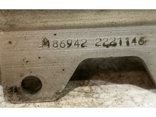 Топливная рампа 9186942, 2221146   Volvo S60   для двигателя B 5204 T5