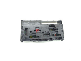 Блок предохранителей 9210863, 921086302   BMW X3 F25    