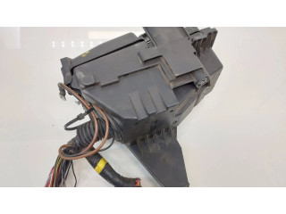 Блок предохранителей  30797010, 30728133   Volvo S60    