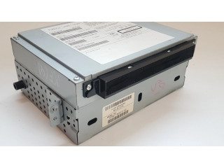 Радио/ проигрыватель CD/DVD / навигация