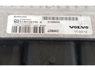 Блок управления двигателя 31336000, S180134100 Volvo C30