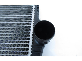 Интеркулер 30748809, 30730524 Volvo S60