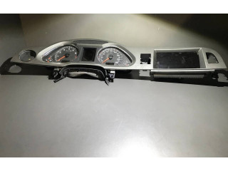 Панель приборов 4F0920900M, 4F0910900A   Audi A6 S6 C6 4F       