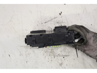 Блок предохранителей Jeep Renegade