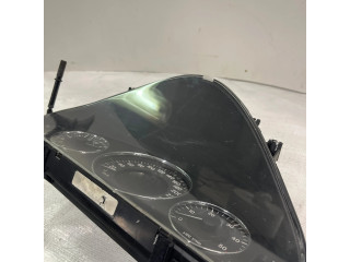 Přístrojová deska Mercedes-Benz E W211 2003 A2115405611, 015396