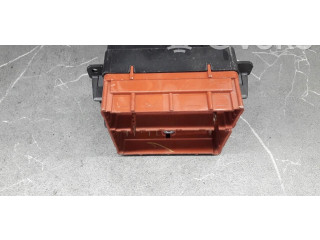   Pojistková skříňka 15322928   Chevrolet Venture 2000