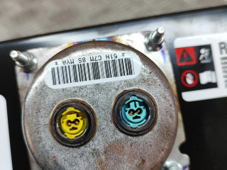 Подушка безопасности пассажира 1077824CNF Tesla Model Y