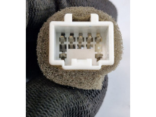 Зеркало электрическое Mitsubishi L200 2006 - 2014 года