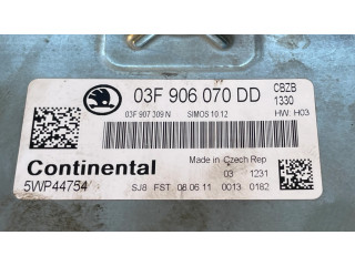 Řídící jednotka 5WP44754, 03F906070   Skoda Yeti (5L) 2011