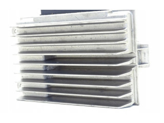 Antenos valdymo blokas 8J0035223B   Audi TT TTS Mk2