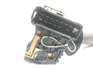 Ручка стеклоочистителей 8200070265, 91167047G   Renault Trafic I