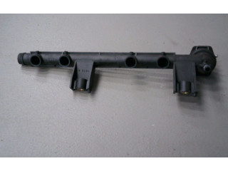 Vstřikovací lišta 7700870914   Renault Clio I     