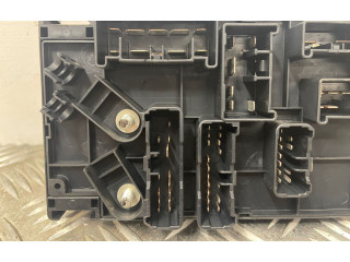 Блок предохранителей 82241SC020   Subaru Forester SH    