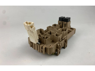 Блок предохранителей 701149 Subaru Forester SG