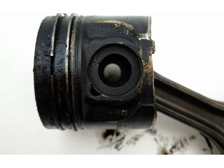  Поршень с шатуном 204DTD   Jaguar XE  