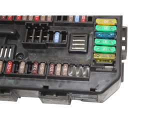 Pojistková skříňka BMW 4 F32 F33 2015