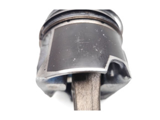 Píst Volkswagen Touareg II CASA