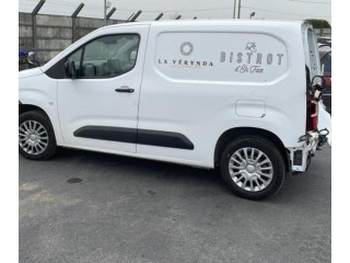 Jednotka ABS SU001B3993 Toyota ProAce City 2021