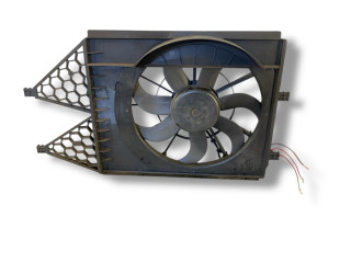 Вентилятор радиатора     6R0121217A    Skoda Fabia Mk2 (5J) 