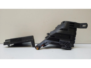 Блок предохранителей 8V5114B144BA, 8V5114A07CA Ford Fiesta