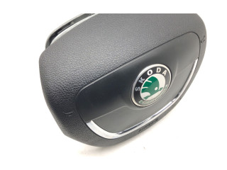 Подушка безопасности водителя 1Z0880201AH Skoda Octavia Mk2 (1Z)