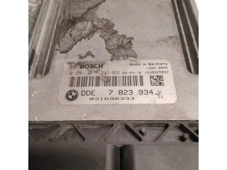 Řídící jednotka 0281015233, 31698333   Mini One - Cooper Clubman R55 2009