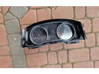 Панель приборов 5G0920870A Volkswagen Golf VII