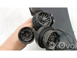 Pojistková skříňka 12631735752 BMW 5 E34 1993