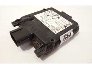 Блок управления 32254967 Volvo XC40