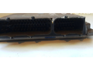 Блок управления двигателя 06A906018AB, 0261204721   Volkswagen New Beetle