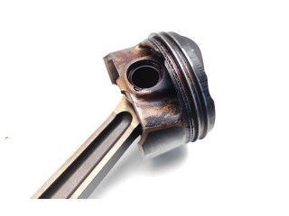  Поршень с шатуном M1JJ M1JJ  Ford Ecosport  