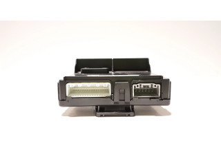 Блок комфорта DB4G67560B, D10A67562D Mazda CX-3