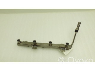 Топливная рампа 7530420, 7526892 BMW Z4 E85 E86 2.0 для двигателя N46b20b