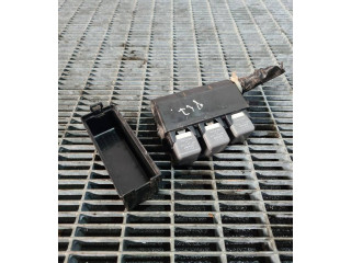 Блок предохранителей Subaru Forester SH