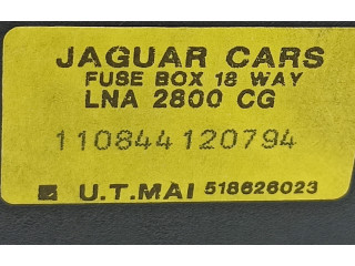 Блок предохранителей LNA2800CG, 110844120794 Jaguar XJ X300