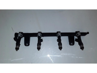 Vstřikovací lišta 8200494284 Dacia Dokker pro benzínový motor 1.6 K7M 812