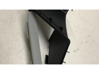 Другая деталь салона