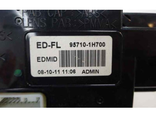 Дисплей 95710-1H700 KIA Ceed