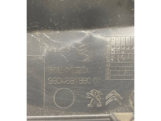 Pojistková skříňka 9804681980 Toyota Proace 2017