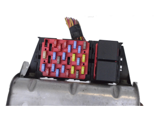 Блок предохранителей 101365000E Tesla Model S