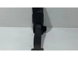 Педаль акселератора