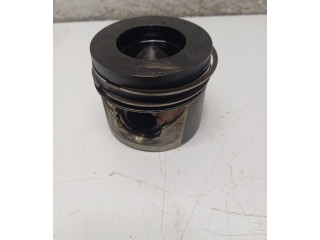 Píst 08402R BMW 5 GT F07