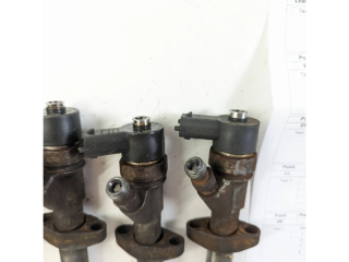 Vstřikovač 8200084534 Renault Vel Satis pro naftový motor 2.2