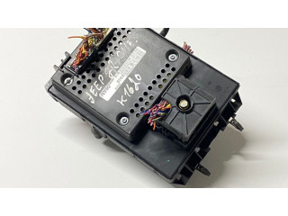 Блок предохранителей P56038406AM, TQH073045BA1 Jeep Cherokee