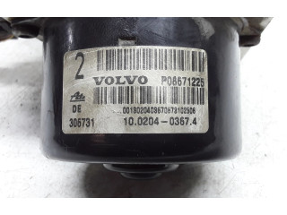 Блок АБС 8671224, P08671225   Volvo  V70  2000 - 2004 года