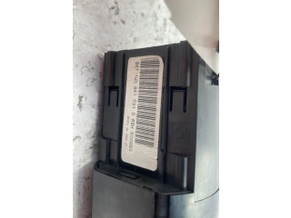 Ручка поворотов/ фонарей Skoda Fabia Mk2 (5J)